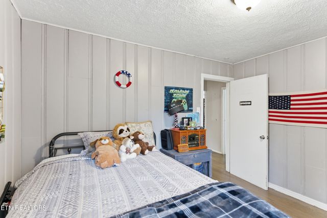 3810 Thrall Rd, Knoxville, TN 37918