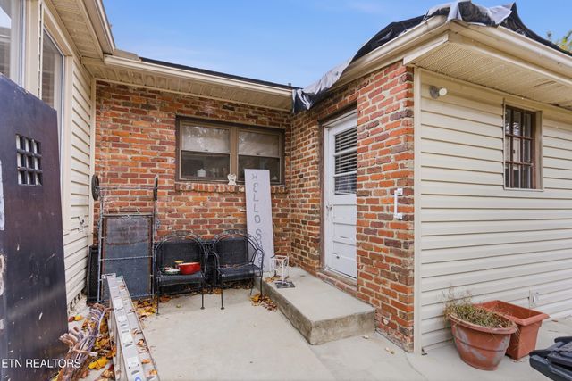 3810 Thrall Rd, Knoxville, TN 37918