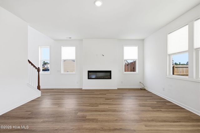 362 Summer Wind Way, Aberdeen, NC 28315