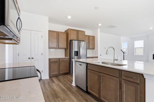 362 Summer Wind Way, Aberdeen, NC 28315