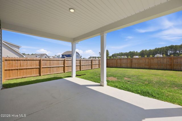 362 Summer Wind Way, Aberdeen, NC 28315