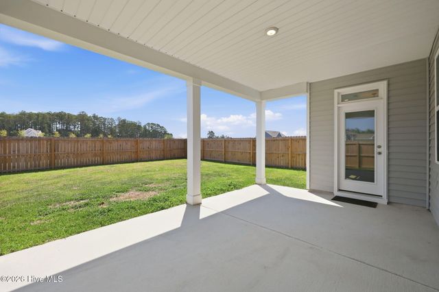 362 Summer Wind Way, Aberdeen, NC 28315