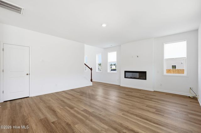 362 Summer Wind Way, Aberdeen, NC 28315