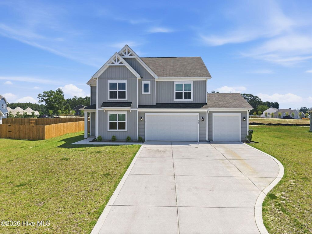 362 Summer Wind Way, Aberdeen, NC 28315