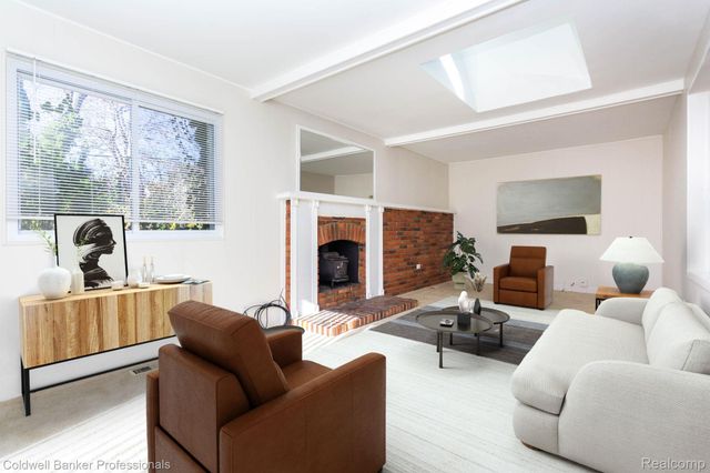 30201 Canterbury Drive, Southfield, MI 48076