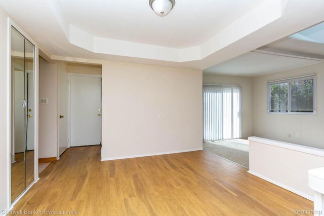 30201 Canterbury Drive, Southfield, MI 48076