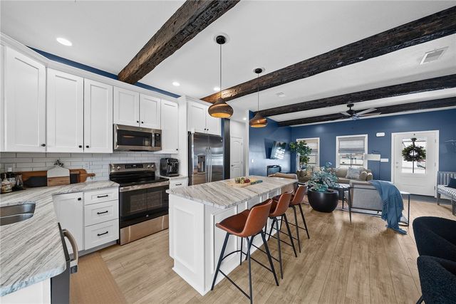 164 Edgewood Ave, Hopewell Twp, PA 15001