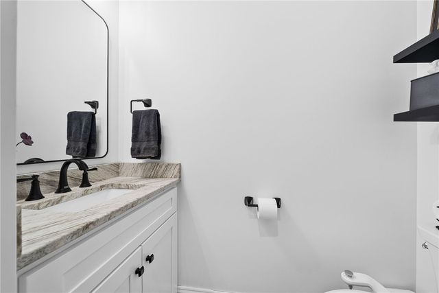 164 Edgewood Ave, Hopewell Twp, PA 15001