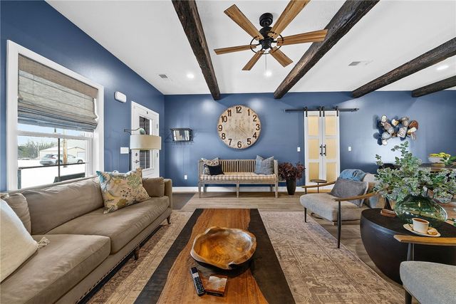 164 Edgewood Ave, Hopewell Twp, PA 15001