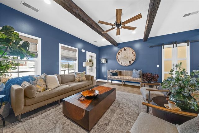 164 Edgewood Ave, Hopewell Twp, PA 15001