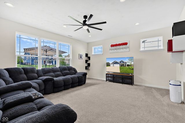 4916 Myrtle Drive, Pittsboro, IN 46167