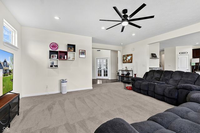 4916 Myrtle Drive, Pittsboro, IN 46167