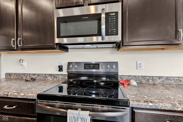 4916 Myrtle Drive, Pittsboro, IN 46167