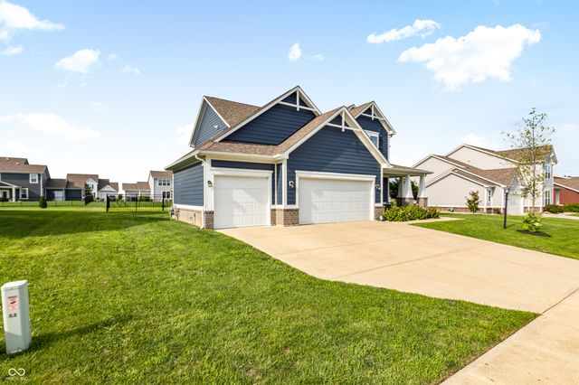 4916 Myrtle Drive, Pittsboro, IN 46167