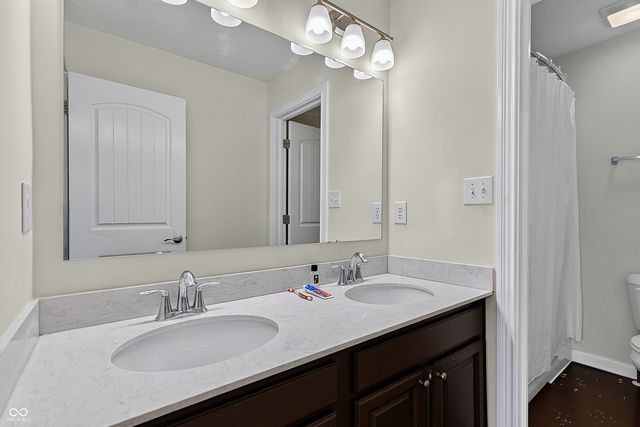 4916 Myrtle Drive, Pittsboro, IN 46167