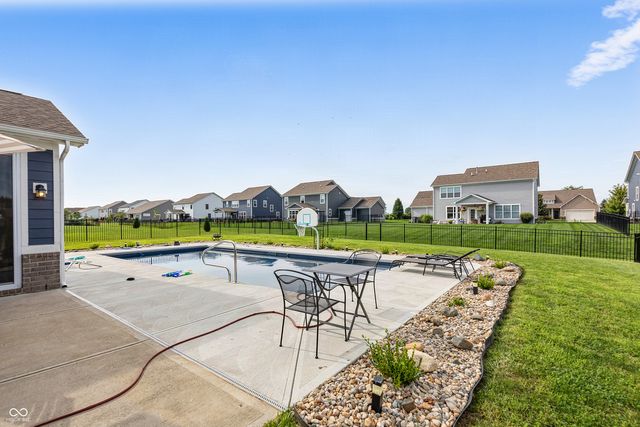4916 Myrtle Drive, Pittsboro, IN 46167