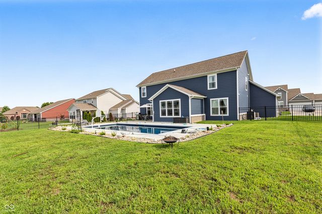 4916 Myrtle Drive, Pittsboro, IN 46167