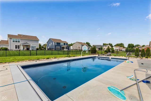 4916 Myrtle Drive, Pittsboro, IN 46167
