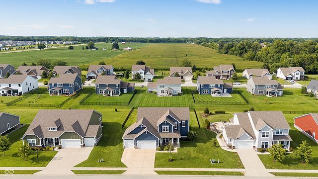 4916 Myrtle Drive, Pittsboro, IN 46167