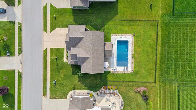 4916 Myrtle Drive, Pittsboro, IN 46167