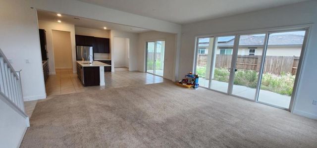 1490 Spanish Oak Avenue, Manteca, CA 95337