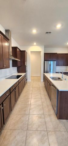 1490 Spanish Oak Avenue, Manteca, CA 95337