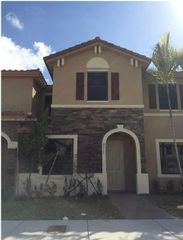 8913 W 35th Way, Hialeah, FL 33018