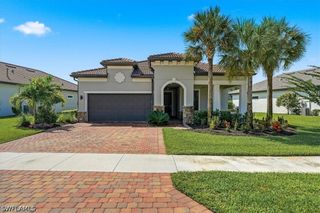 9831 Everglades DR, Naples, FL 34120