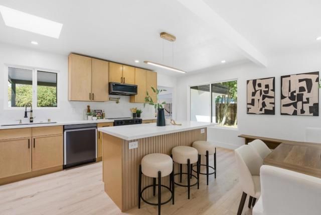 511 Cedar Street, Aptos, CA 95003