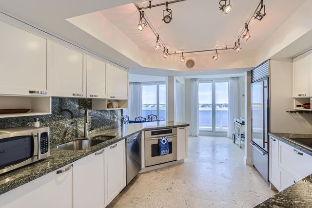 1617 N Flagler Drive 9b, West Palm Beach, FL 33407