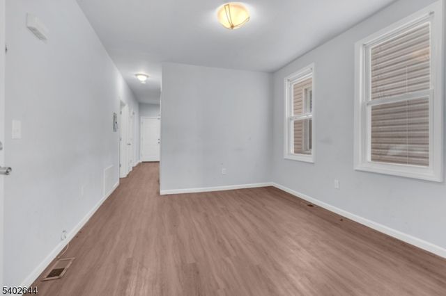 160 S 11Th St, Newark City, NJ 07107