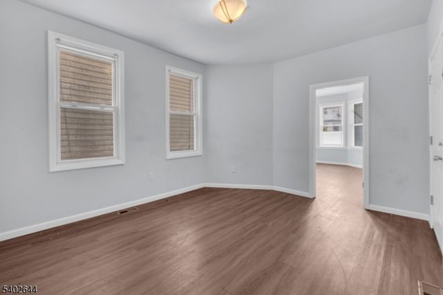 160 S 11Th St, Newark City, NJ 07107