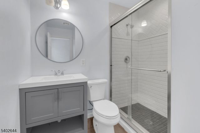 160 S 11Th St, Newark City, NJ 07107