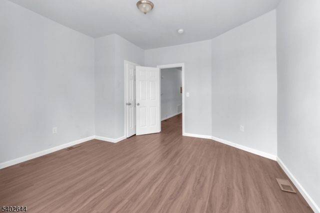 160 S 11Th St, Newark City, NJ 07107