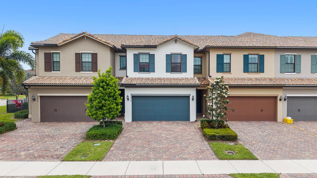 4846 San Fratello Circle, Greenacres, FL 33467