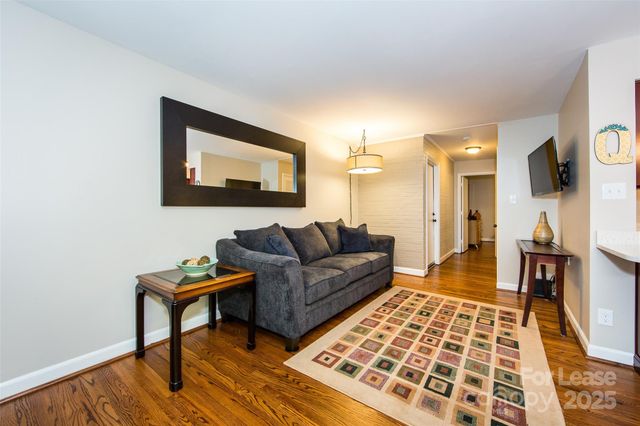 400 Queens Road B3, Charlotte, NC 28207