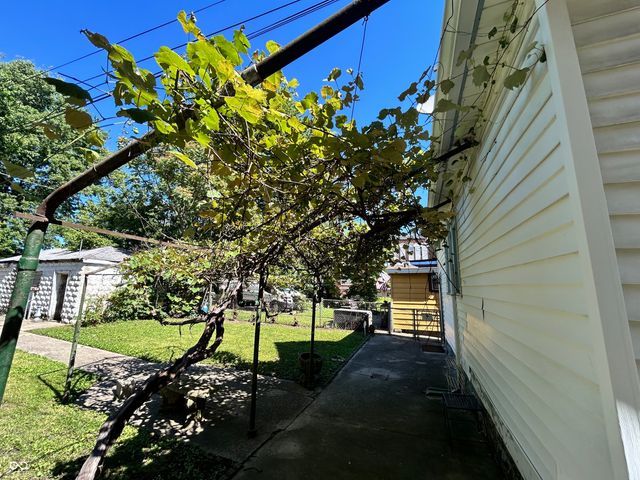 762 N Holmes Avenue, Indianapolis, IN 46222