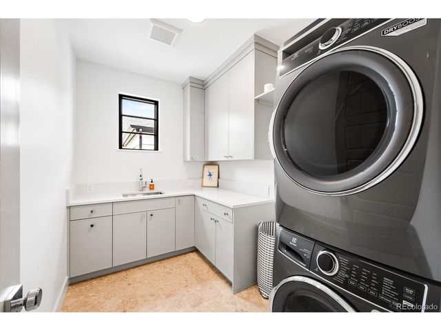 2697 S Clayton St, Denver, CO 80210