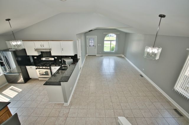 3108 141 ST Street, Blue Island, IL 60406