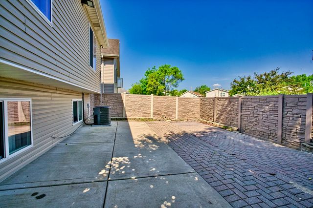 3108 141 ST Street, Blue Island, IL 60406
