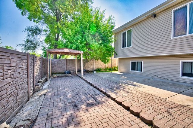 3108 141 ST Street, Blue Island, IL 60406