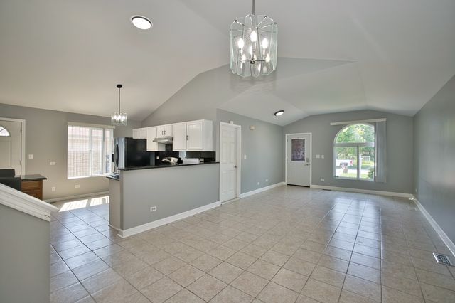 3108 141 ST Street, Blue Island, IL 60406