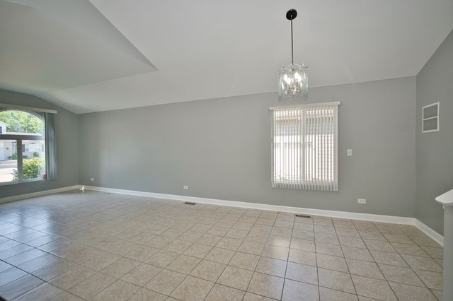 3108 141 ST Street, Blue Island, IL 60406