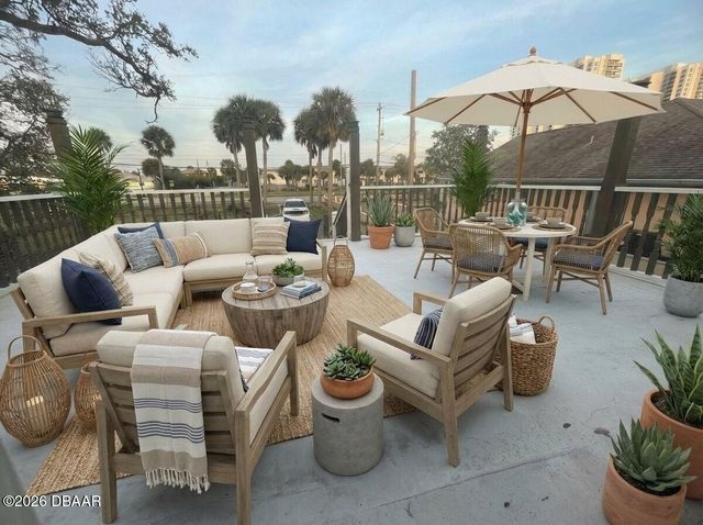 318 Riverside Drive, Holly Hill, FL 32117