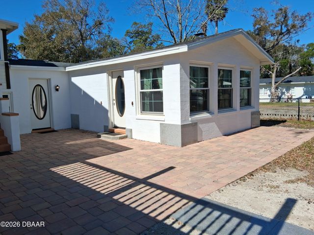 318 Riverside Drive, Holly Hill, FL 32117
