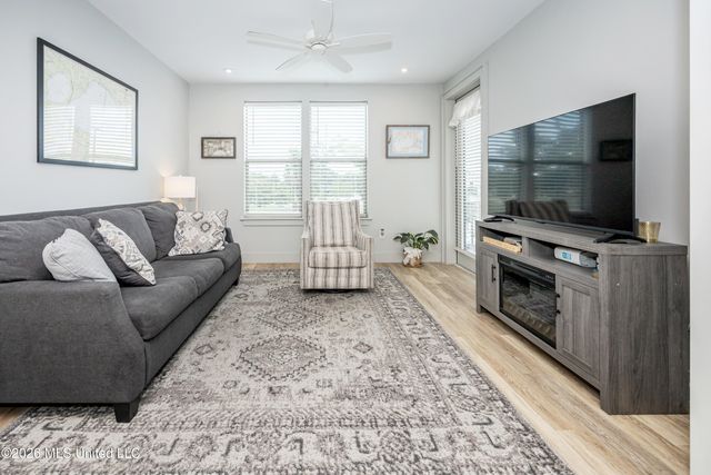 2501 Bienville Boulevard, 222, Ocean Springs, MS 39564