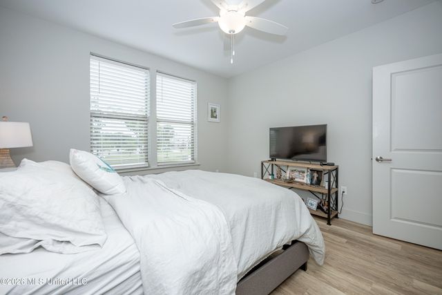 2501 Bienville Boulevard, 222, Ocean Springs, MS 39564