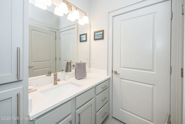 2501 Bienville Boulevard, 222, Ocean Springs, MS 39564