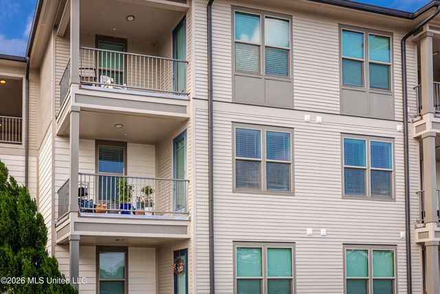 2501 Bienville Boulevard, 222, Ocean Springs, MS 39564