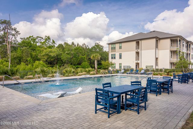 2501 Bienville Boulevard, 222, Ocean Springs, MS 39564